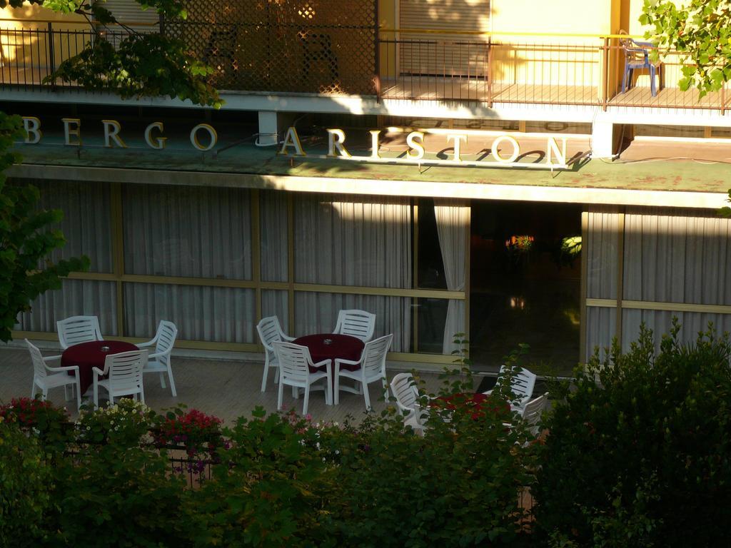 Albergo Ariston Tabiano Terme Exteriör bild