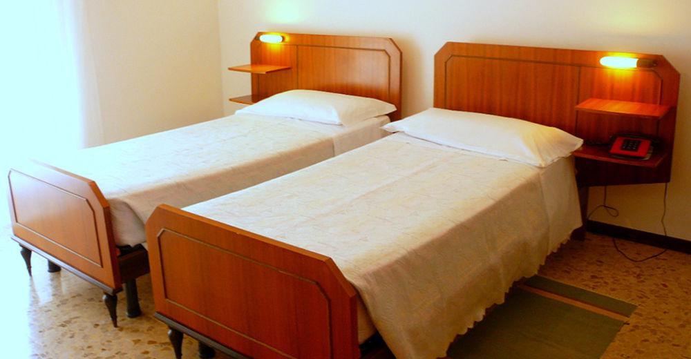 Albergo Ariston Tabiano Terme Exteriör bild