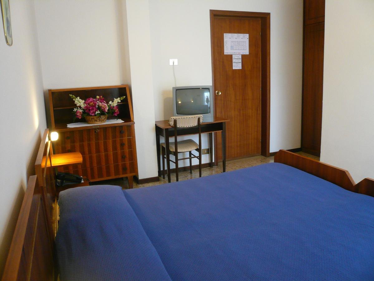 Albergo Ariston Tabiano Terme Exteriör bild