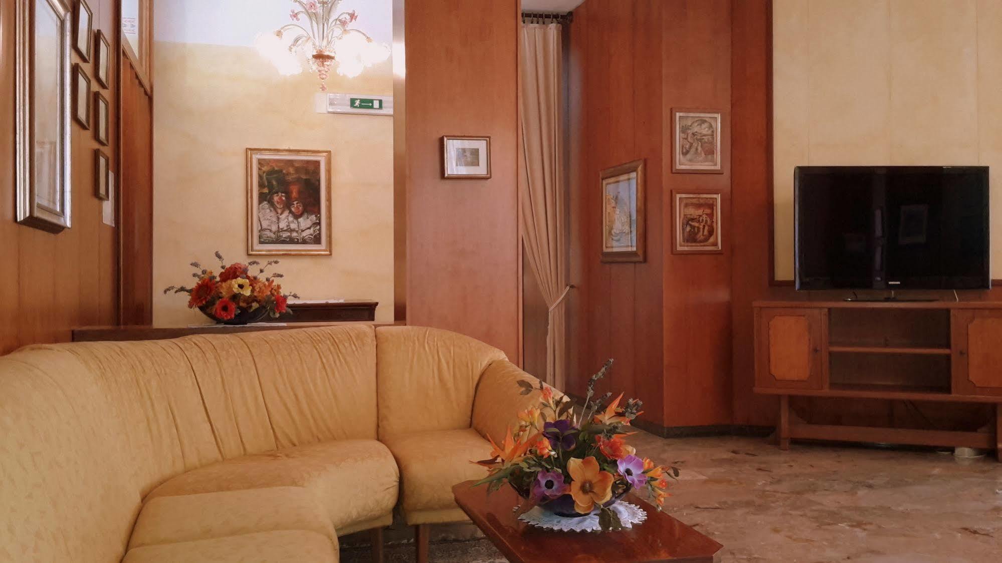 Albergo Ariston Tabiano Terme Exteriör bild